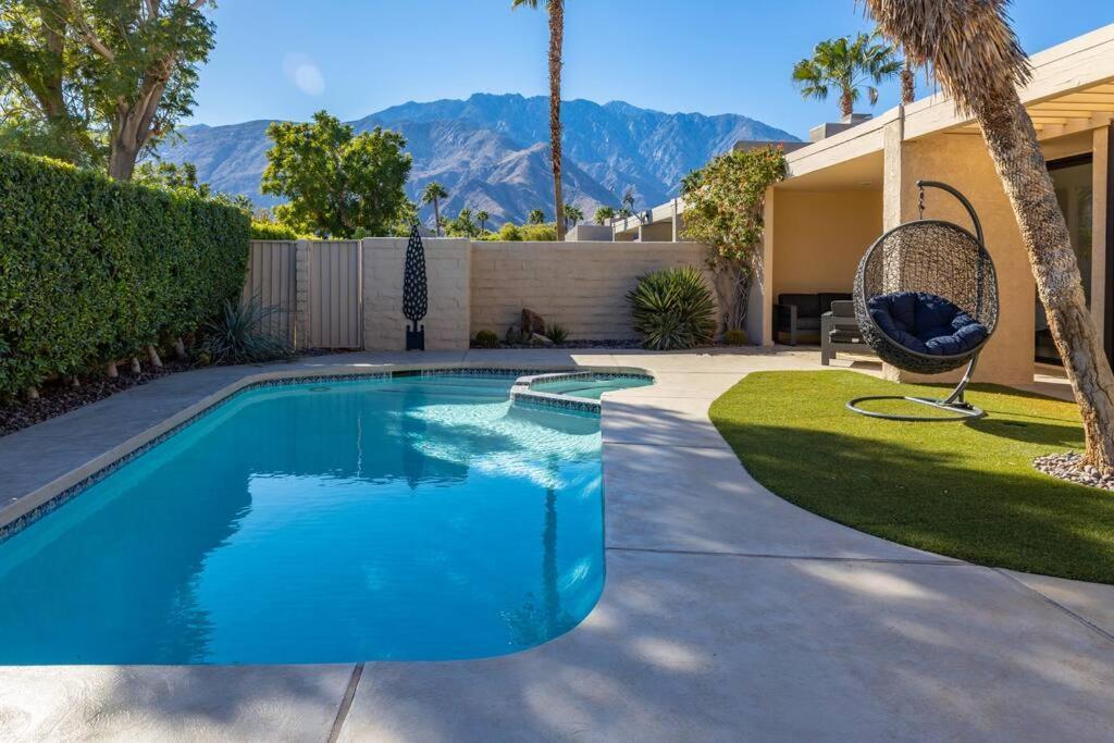 The Sunset House Pool & Spa Palm Springs Exterior photo